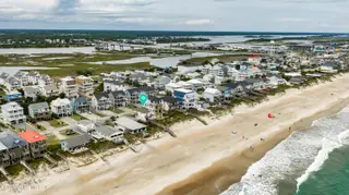608 S Shore Drive, Surf City, NC 28445 – photo 7: DJI_20260509133843_0675_D