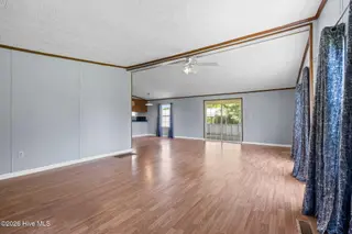 51 King Arthur Drive, Whiteville, NC 28472 – photo 8: 10-web-or-mls-CAMMediaLLC.com (23 of 46)