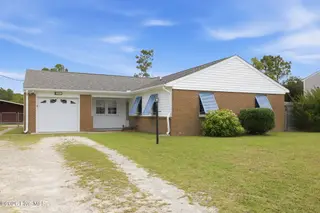 712 James Drive, Newport, NC 28570 – photo 2: 1-web-or-mls-590A1240 - Copy - Copy