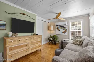217 Turner Street, Beaufort, NC 28516 – photo 24: Owner suite