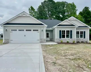 3715 Huntcliff Drive, La Grange, NC 28551 – photo 2: IMG_0314