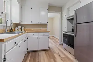 209 N Thompson Street, Whiteville, NC 28472 – photo 8: Kitchen