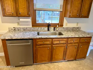 490 Joe Nunn Road, Kinston, NC 28504 — 3-bedroom home, Kinston, NC, photo 9 of 42: IMG_1559