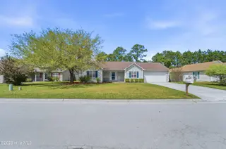 437 Spring Drive, Jacksonville, NC 28540 – photo 4: DSC07932