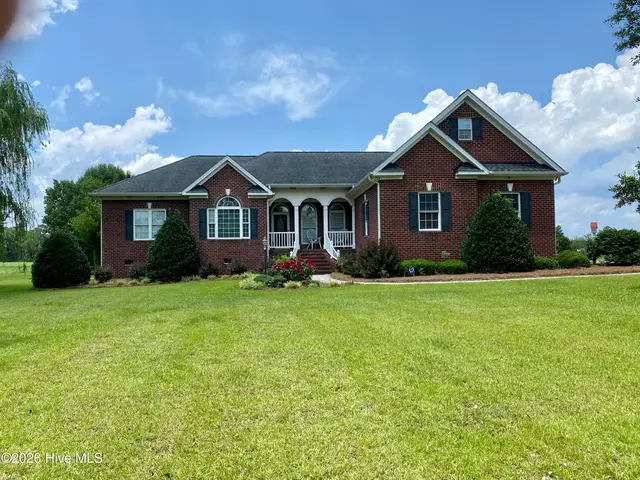 747 Quinn Store Road, Beulaville, NC 28518