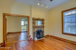 215 Queen Street, Wilmington, NC 28401 – photo 6: 215 Queen St. - Interior - Edited_1