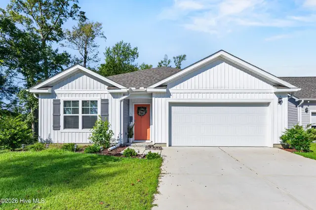 83 Eagle Creek Drive NE, Bolivia, NC 28422