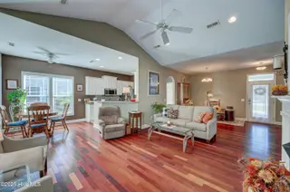 123 Azalea Drive, Hampstead, NC 28443 – photo 9: 123AzaleaDriveInterior(7)
