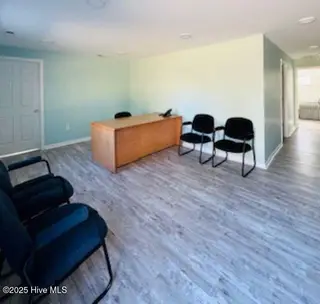911 Parsonage Street, Elizabeth City, NC 27909 – photo 2: Reception area
