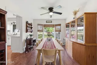 253 Shoreline Drive, New Bern, NC 28562 – photo 17: 24-web-or-mls-dsc_8481