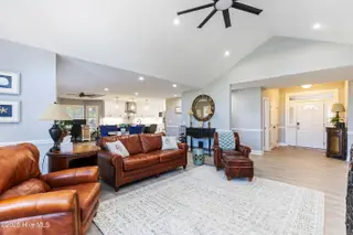 613 Kings Trail, Sunset Beach, NC 28468 – photo 8: mls-IMG_0454