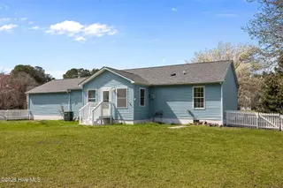 236 Bobbys Drive, Newport, NC 28570 – photo 3: 12-web-or-mls-IMG_4071