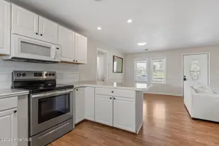 5217 Highway 101, Newport, NC 28570 – photo 13: 22-web-or-mls-1S3A3003