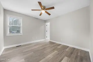 711 Ann Street, Wilmington, NC 28401 – photo 11: 18_bedroom