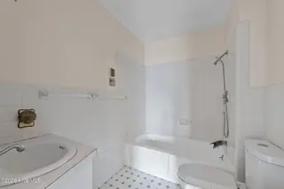 186 Cooper Street, Winterville, NC 28590 – photo 14: First Full Bath