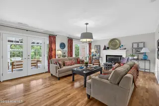 2412 Gillette Drive, Wilmington, NC 28403 – photo 20: Living Room