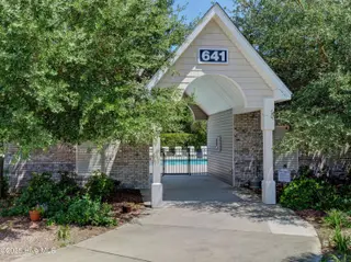 645 Condo Club Drive Unit 302, Wilmington, NC 28412 – photo 17: P2088011_2_3_4_5_6_7
