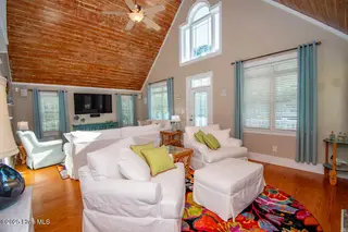 151 Doe Drive, Emerald Isle, NC 28594 – photo 13: Cozy Sitting Area
