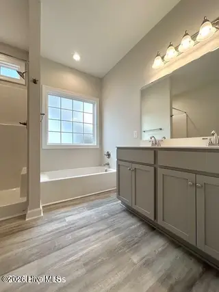 4064 Hunters Trail, Jacksonville, NC 28546 – photo 15: IMG_7400