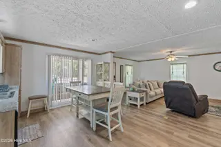 1087 Alvin Street SW, Supply, NC 28462 — 3-bedroom manufactured home in Tropical Shore, Supply, NC, photo 16 of 30