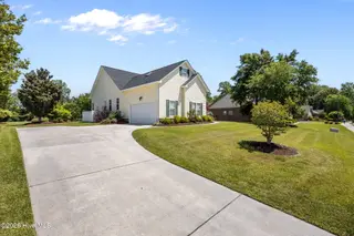 908 Taberna Circle, New Bern, NC 28562 – photo 4: 44-web-or-mls-0C0A2694