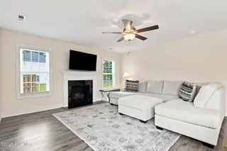 273 W Broughton Lane, Rocky Point, NC 28457 – photo 15