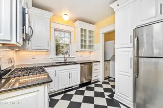 1208 Preyer Avenue, Elizabeth City, NC 27909 — 3-bedroom home in Riverside, Elizabeth City, NC, photo 18 of 76: Kitchen