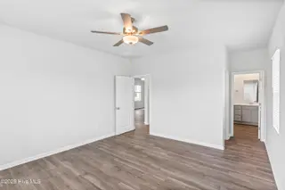 507 Sandy Hollow Drive, Jacksonville, NC 28540 – photo 14: Photo of Similar Home
