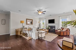4009 Stillwood Drive, Winterville, NC 28590 – photo 5: 4-web-or-mls-IMGL6221