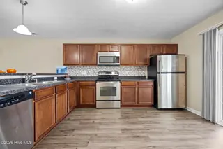307 Glen Cannon Drive, Jacksonville, NC 28546 – photo 8: 8-web-or-mls-307 Glen Cannon Dr. 54