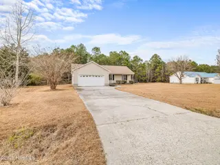 186 Liberty Park Road, Jacksonville, NC 28540 – photo 4: 025a3445