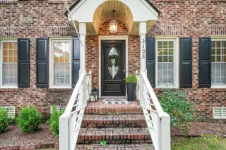 2108 Burnside Drive NW, Wilson, NC 27896 — 3-bedroom home in Woodridge, Wilson, NC, photo 6 of 42: 06-2108 Burnside Dr NW-6