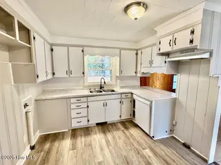 3530 S Pitt Street, Farmville, NC 27828 – photo 3: IMG_3087