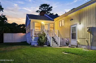 108 Gull Harbor Drive, Newport, NC 28570 – photo 11: 5-web-or-mls-IMG_4707_NT