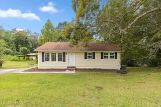 152 Jupiter Trail, Jacksonville, NC 28546 – photo 6: 6-web-or-mls-GI - 152 Jupiter Trail - Li