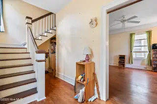 1908 Princess Street, Wilmington, NC 28405 – photo 10: 03foyer2