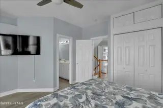 3809 Island Drive, North Topsail Beach, NC 28460 – photo 22: Master Suite, First Level