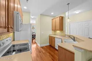 123 Freeboard Lane, Calabash, NC 28467 — 3-bedroom condo in Beacon Townes, Calabash, NC, photo 22 of 68: 24-web-or-mls-123 Freeboard Ln 22