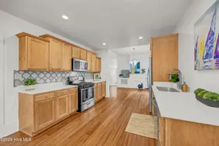 707 Grace Street, Wilmington, NC 28401 – photo 8: 008_img_3978_312