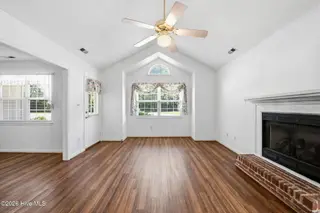 4001 Gaston Court, New Bern, NC 28562 – photo 6: 27-web-or-mls-DSC_3806