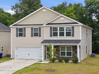 4561 Sandstone Drive, Greenville, NC 27858 – photo 2: Front of the House