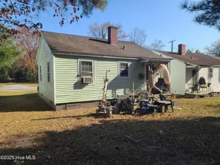 210 Clay Street, Kinston, NC 28501 – photo 2: 20251119_131005