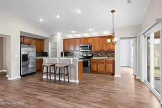 2104 Jarvis Lane NW, Calabash, NC 28467 — 3-bedroom home in Spring Mill, Calabash, NC, photo 15 of 65: 9-web-or-mls-cammediallc.com (29 of 47)