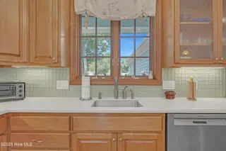 930 Oyster Pointe Drive, Sunset Beach, NC 28468 – photo 12: 19-A7403589