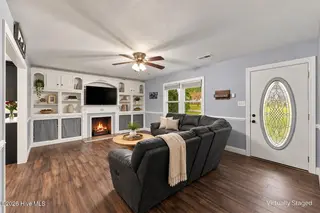 5203 Meadowbrook Drive, Trent Woods, NC 28562 – photo 12: Living Room