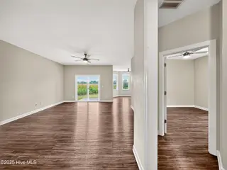 501 Millbrooke Circle, Elizabeth City, NC 27909 – photo 5: Foyer