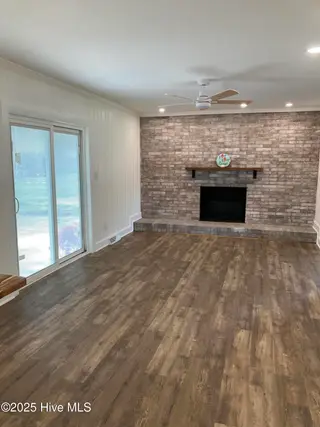 1709 Westwood Avenue W, Wilson, NC 27893 – photo 8: Den