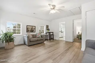 525 Fourth Avenue S, Kure Beach, NC 28449 — 2-bedroom home, Kure Beach, NC, photo 14 of 30: 16_525_Fourth_Ave_022