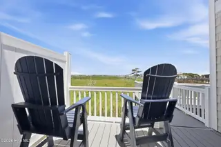 602 W Fort Macon Road 217, Atlantic Beach, NC 28512 – photo 1: Palm Suites 217
