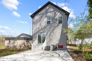 305 W Cypress Street, Elizabeth City, NC 27909 – photo 6: 6-web-or-mls-cypresslisting-9